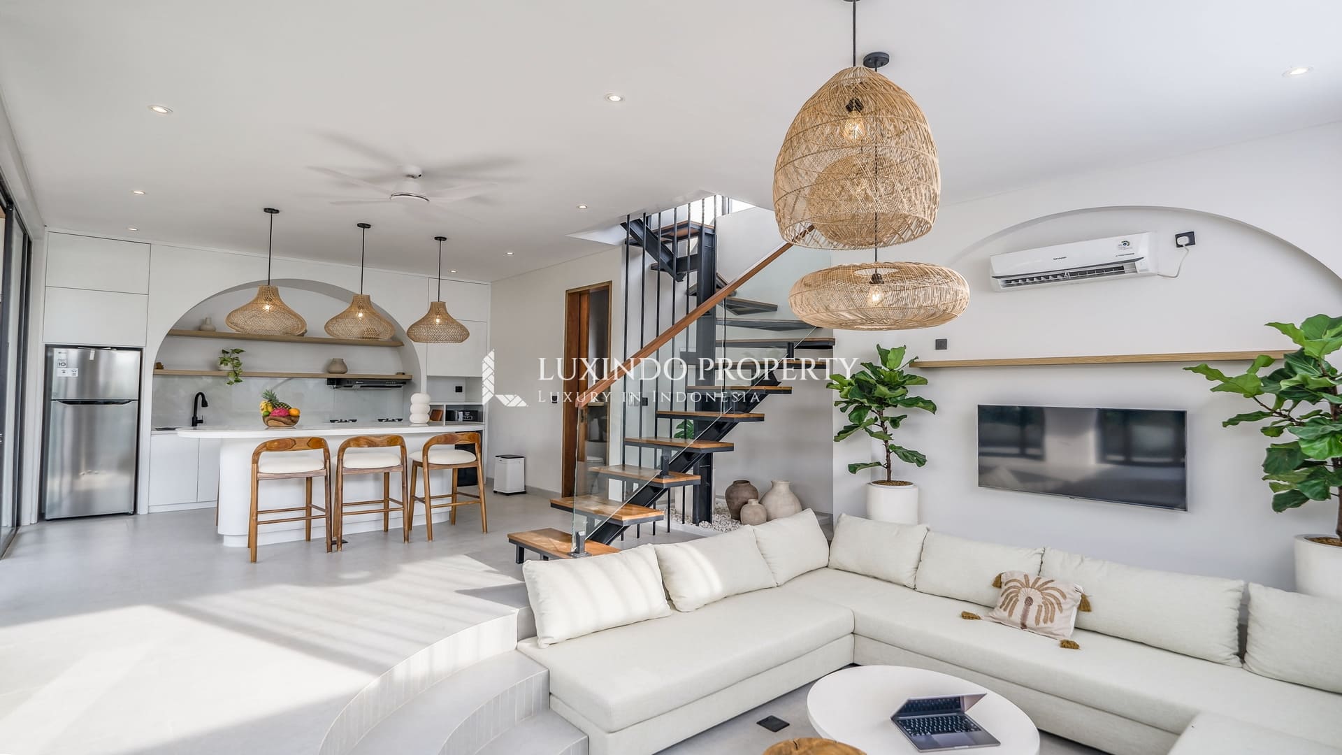 PERERENAN - A SANCTUARY OF ELEGANCE AND COMFORT (LHV1019)